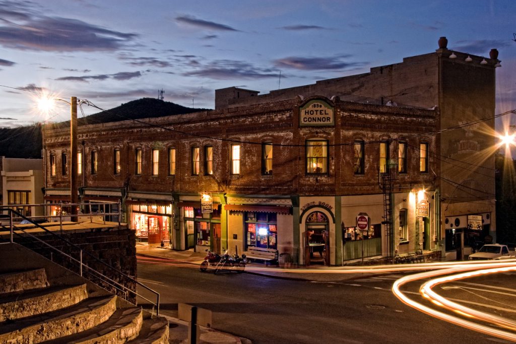 an exterior photograph of the spirt room bar at night.